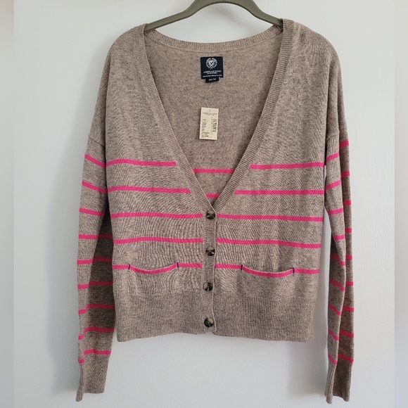 American Eagle cardigan - Picture 1 of 3
